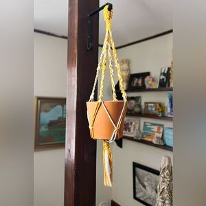 Handmadee Macrame Plant Hanger